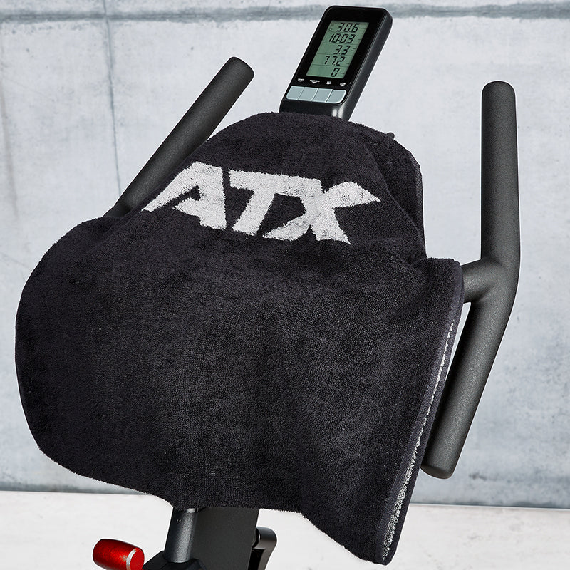 ATX® Gym-Handtuch 50 x 100 cm am Cardiogerät