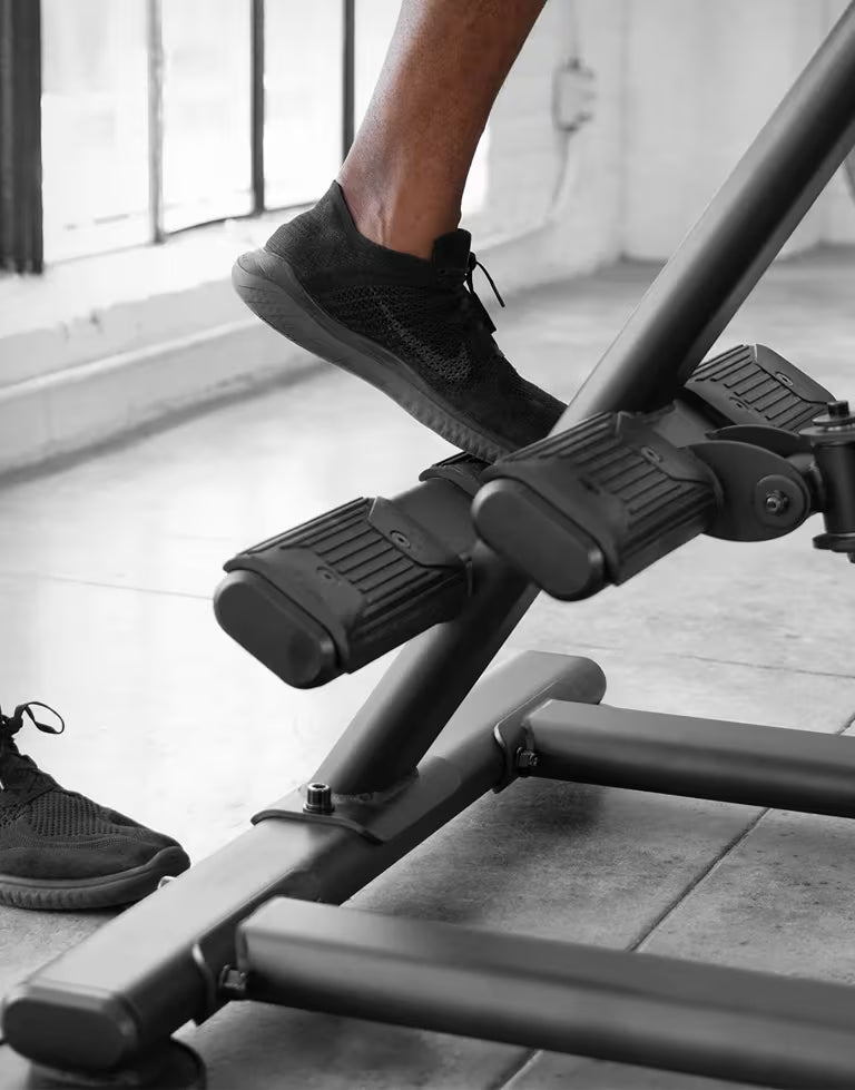 Incline Lever Row - Vision Fitness