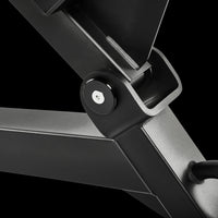 ATX® Curved Incline Bench stabile Konstruktion