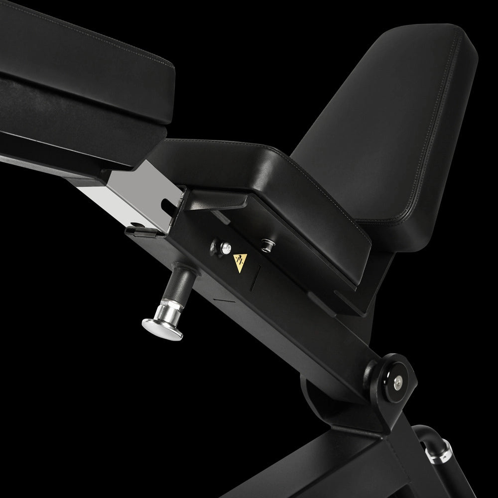 ATX® Curved Incline Bench 4-stufige Lendenwirbeleinstellung