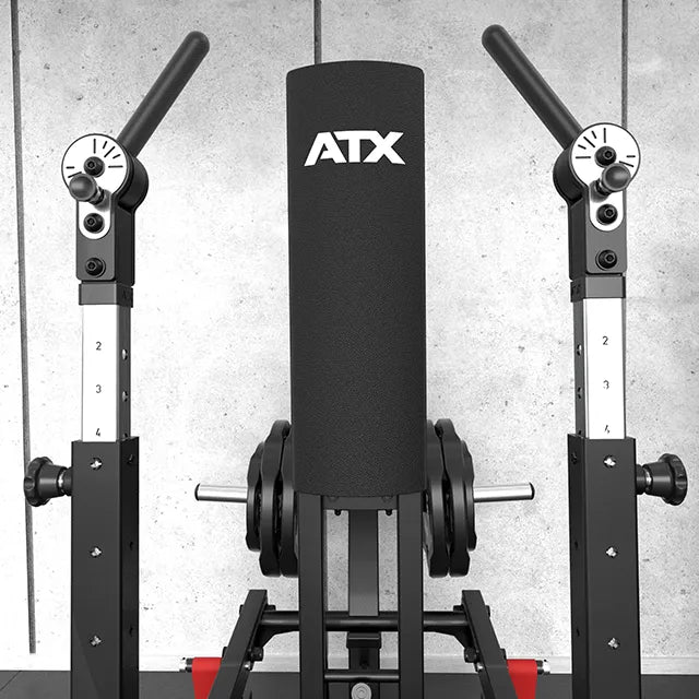 ATX® Brustpresse stehend - Standing Chest Press Image aufgebaut