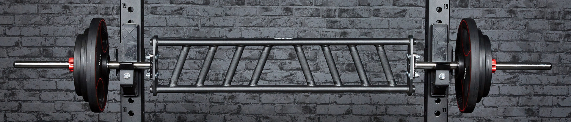 ATX® Multi Grip Bar - Diagonal - 30 mm geeignet zum Ablegen in Racks und Hantelständer