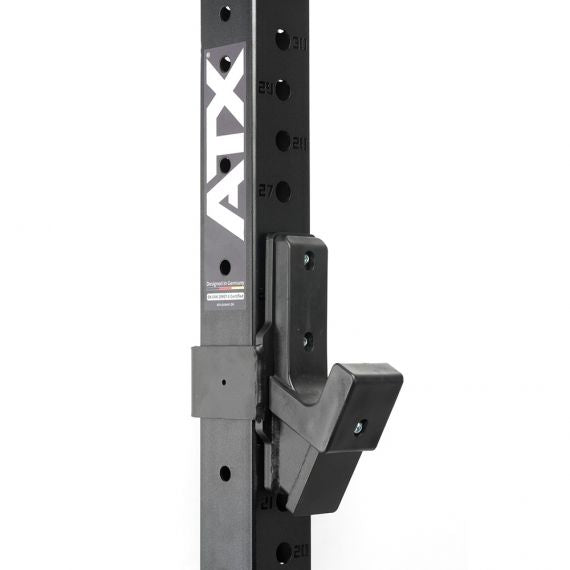 ATX® Heavy Duty J-Hooks Type I / Serie 800 angebracht an einem Power Rack Pfosten