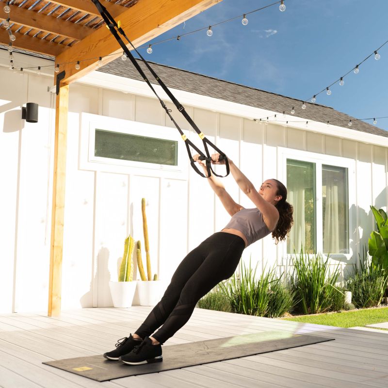 TRX Schlingentrainer Move - Übungsanwendung